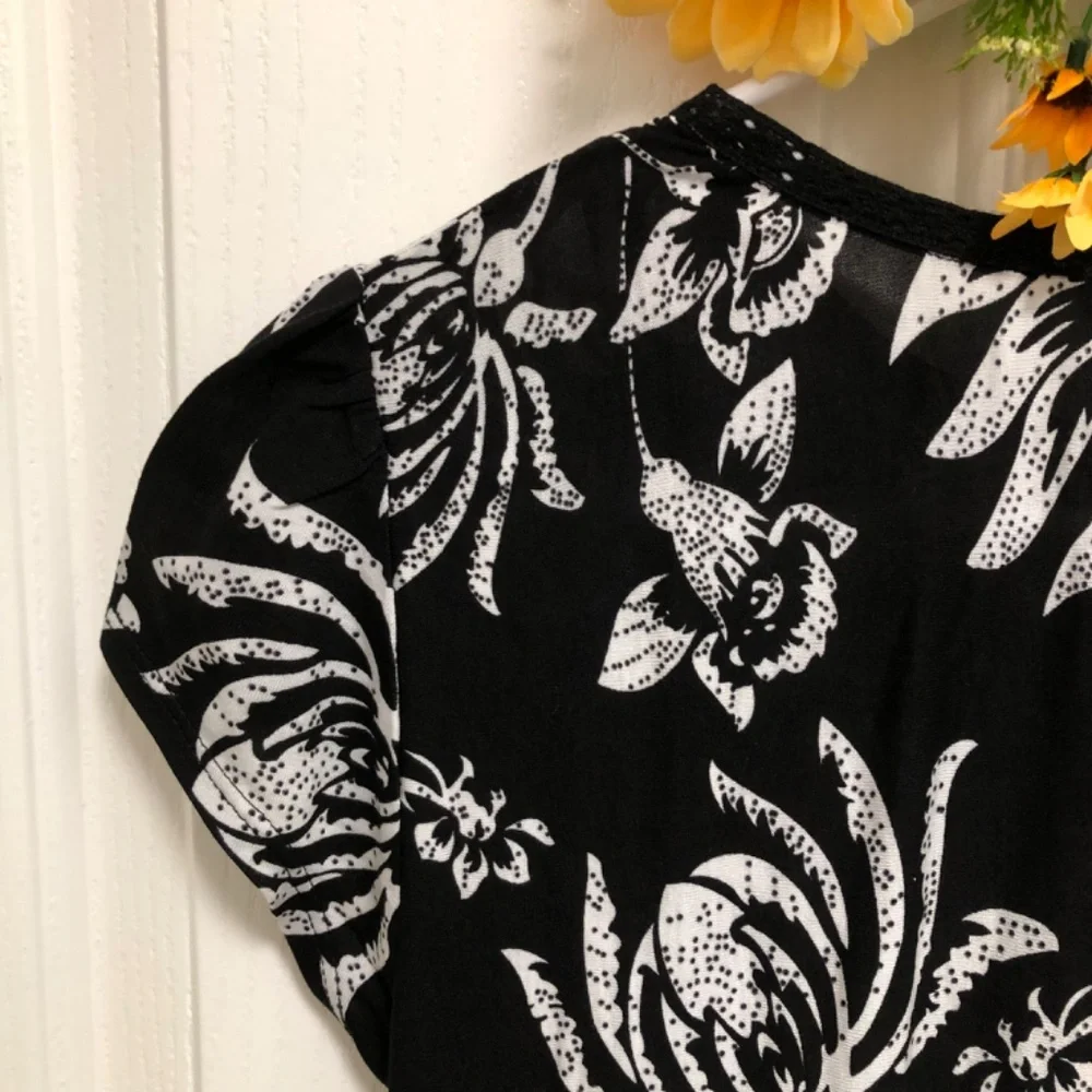 NWOT - Black & White Patterned Dress/Tunic - Picture 9 of 11